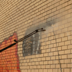 Retrait Graffitis sur Brique